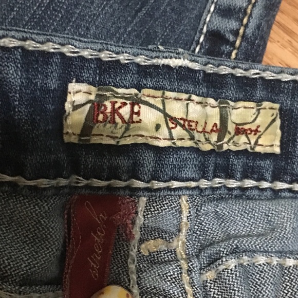 BKE Boot Cut Jeans - Picture 2 of 6